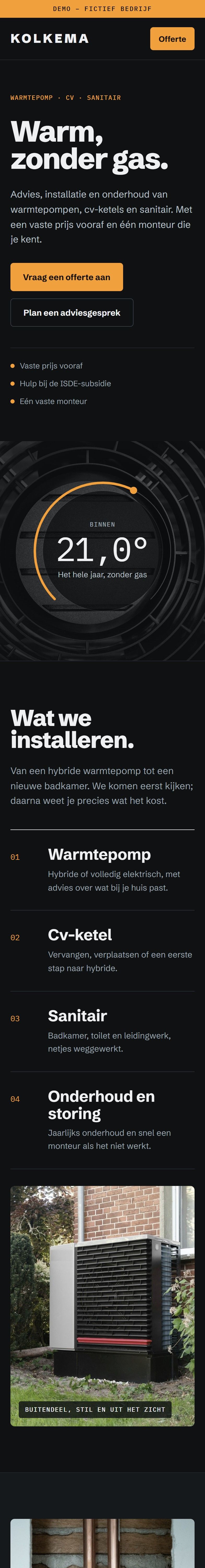 Dezelfde homepage op een telefoon, met de knoppen "Vraag een offerte aan" en "Plan een adviesgesprek".