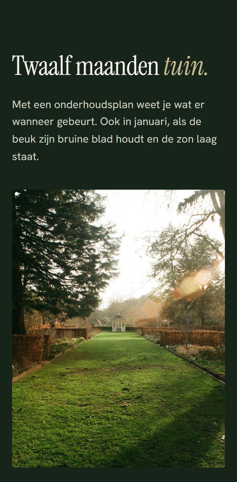 Het blok "Twaalf maanden tuin" op de telefoon, op een donkergroene achtergrond.